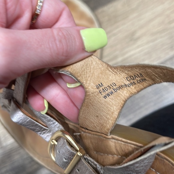 Born Sandals - Picture 5 of 5